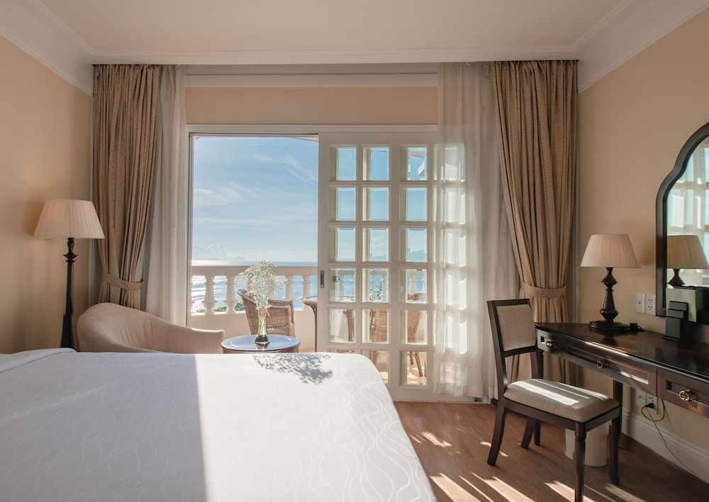 Grand Double Room, Ocean View photo 3