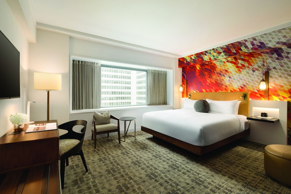 1 Bedroom Suite 1 King bed