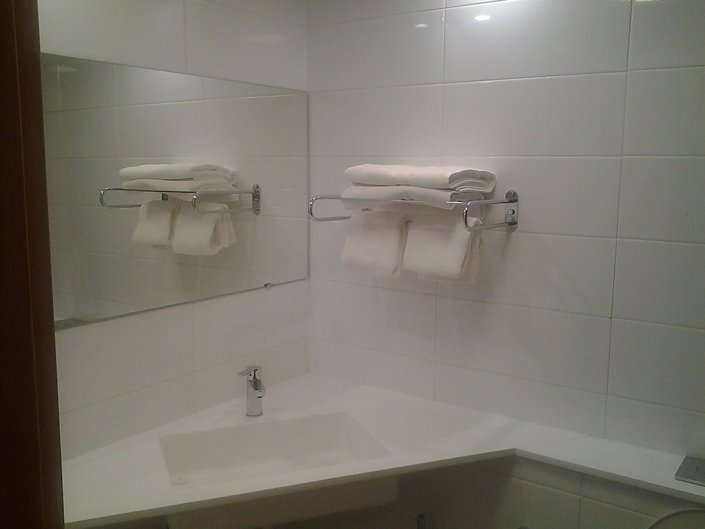 Double Or Twin Room photo 3
