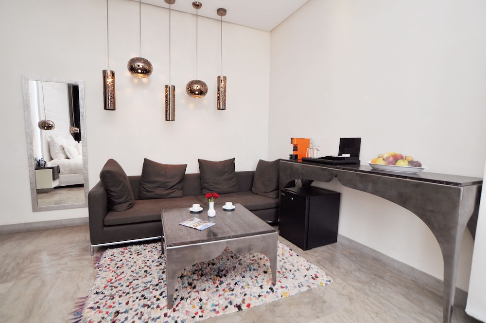 Luxury Suite photo 3