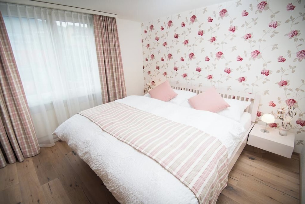 Standard Double Room, Mountain View