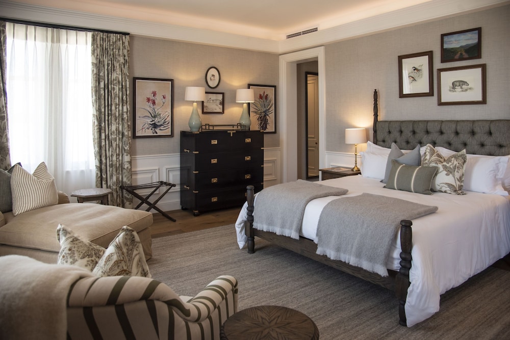 Suite, 1 King Bed, Balcony, Valley View (Manor House) photo 1