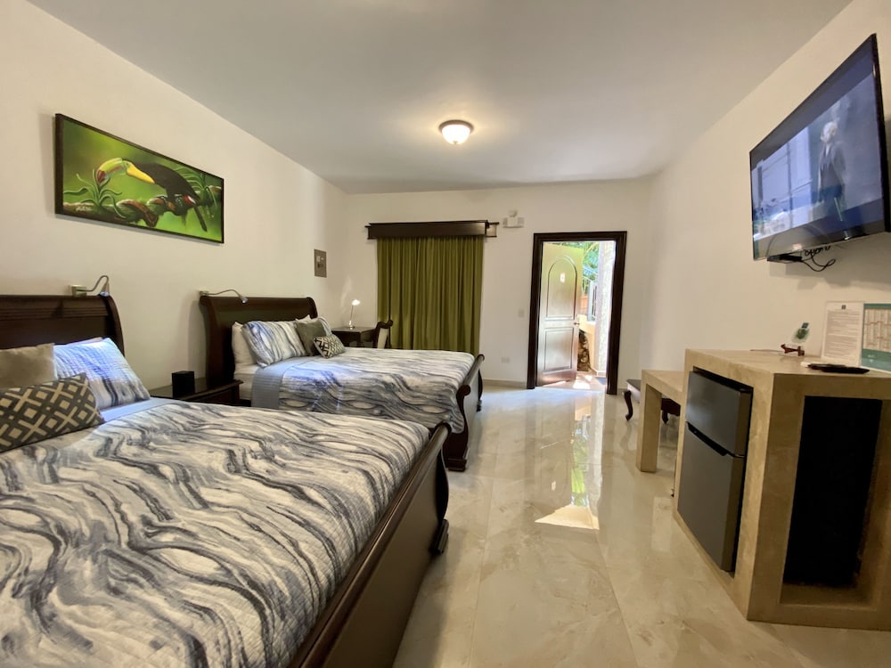 Luxury Room, 2 Queen Beds