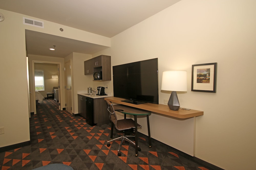 Standard Room, 2 Queen Beds, Accessible (Communications) - Photo 3