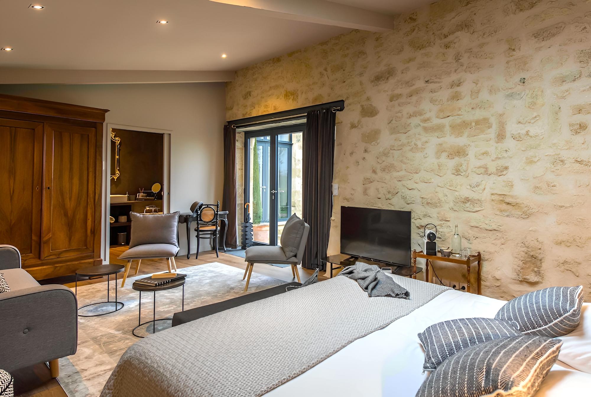 Luxury Suite, Ensuite photo 1