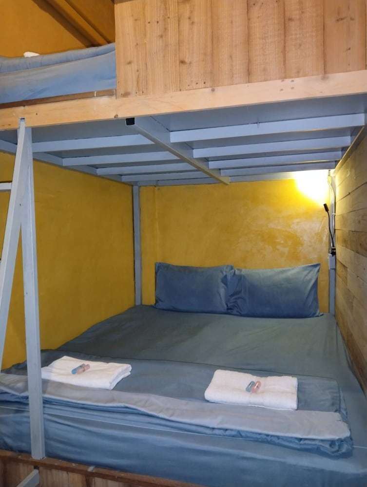 Basic Quadruple Room photo 1