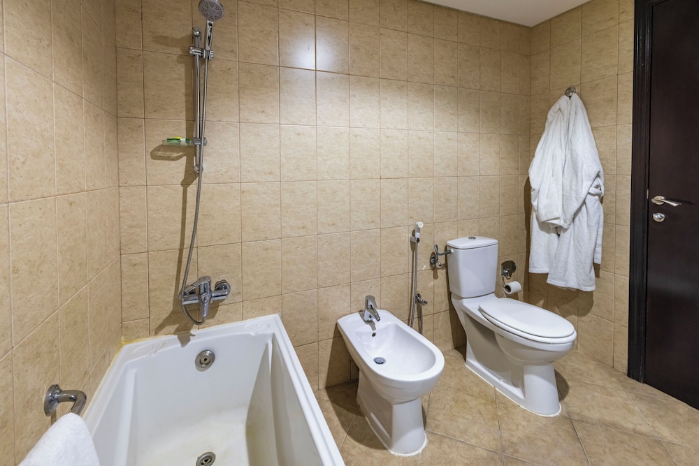 Triple Room, City View photo 2