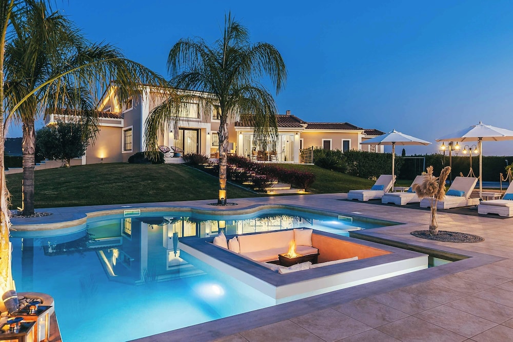 Villa (5 Bedrooms)