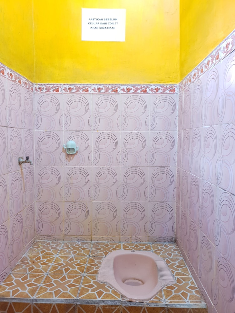 Double Room - Photo 17