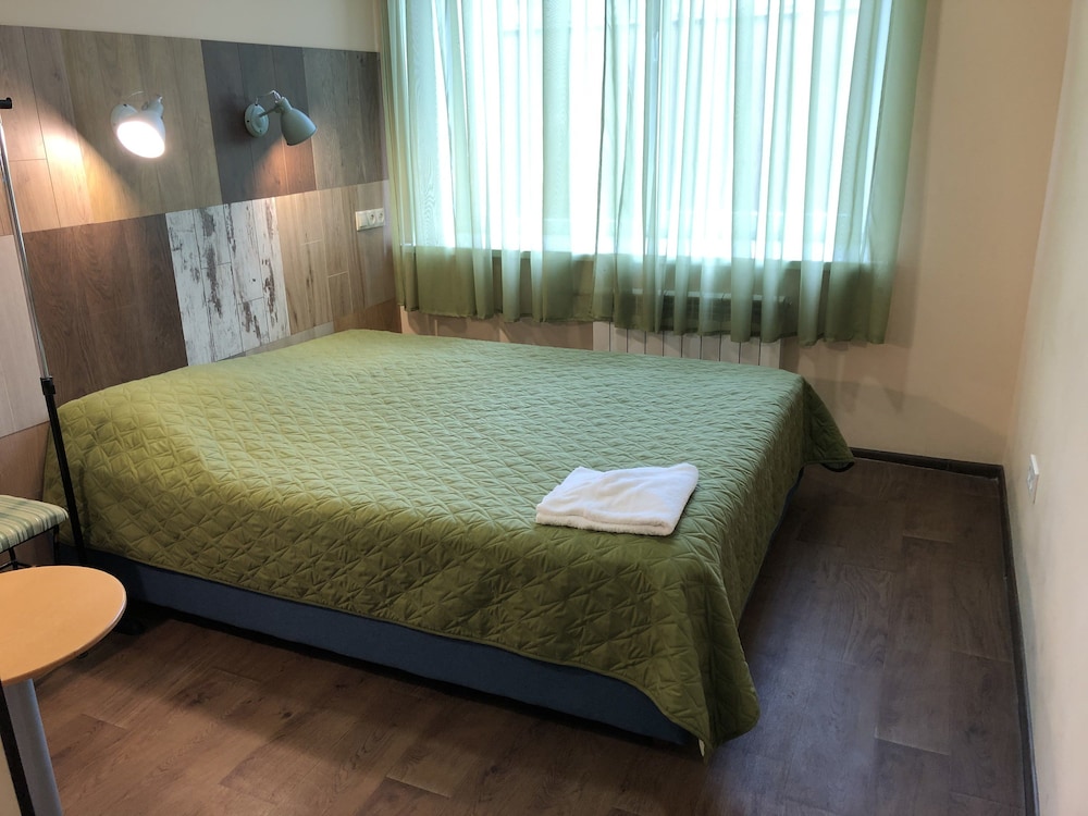 Basic Double Room, 1 Double Bed, Private Bathroom photo 1