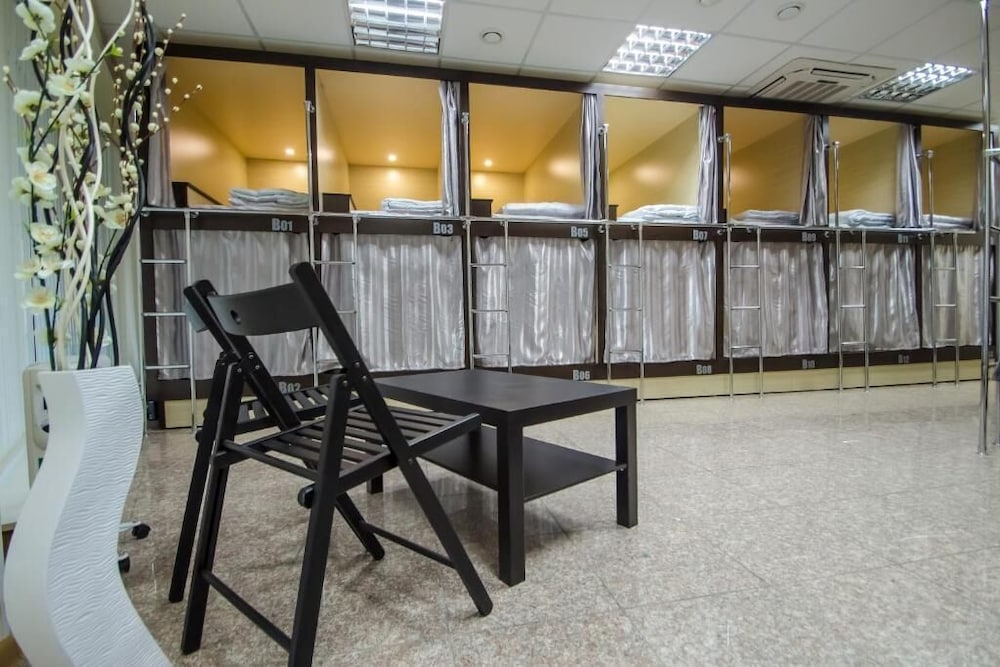 Economy Shared Dormitory, Mixed Dorm (22 beds) photo 2