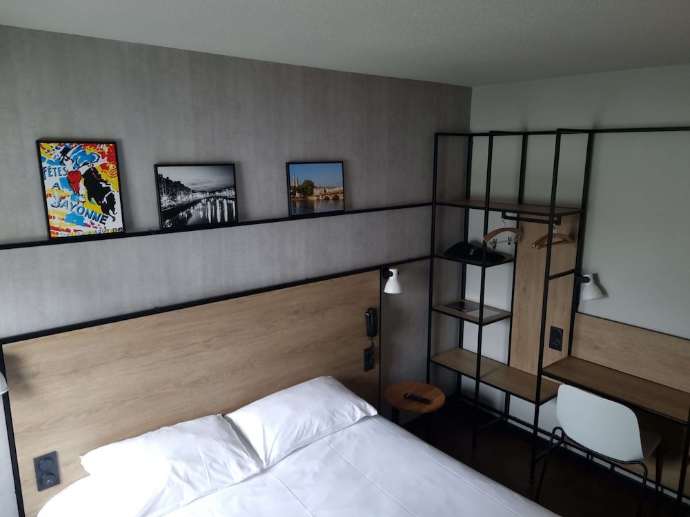 Standard Double Room, 1 Double Bed - Photo 8