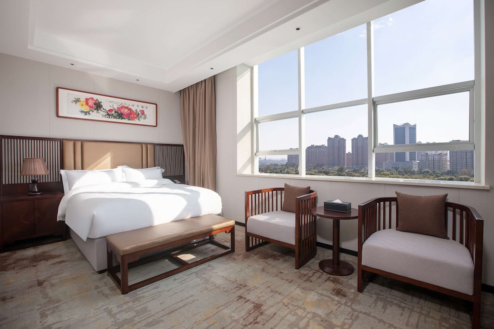 Superior Room, 1 Queen Bed, Non Smoking