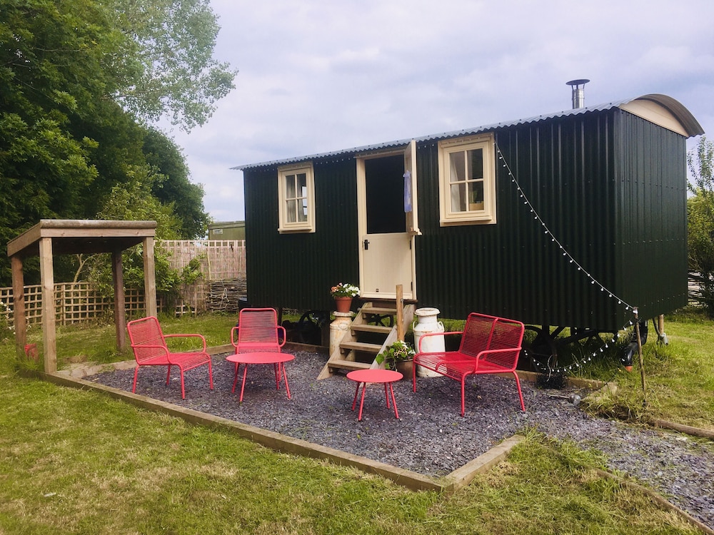 Comfort Cabin (Pond View) photo 1