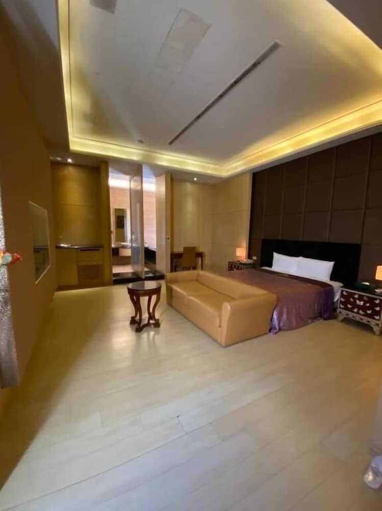 Business Double Room - Photo 1