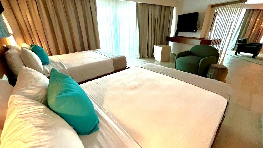 Royal Suite Double Ocean View