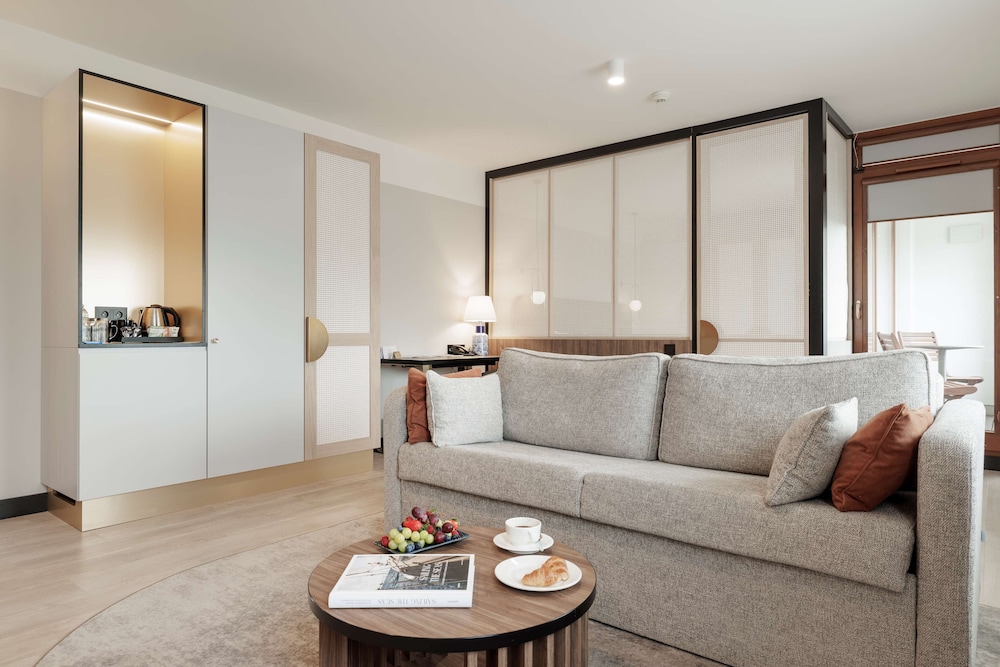 Executive Suite, 2 Bedrooms - Photo 1