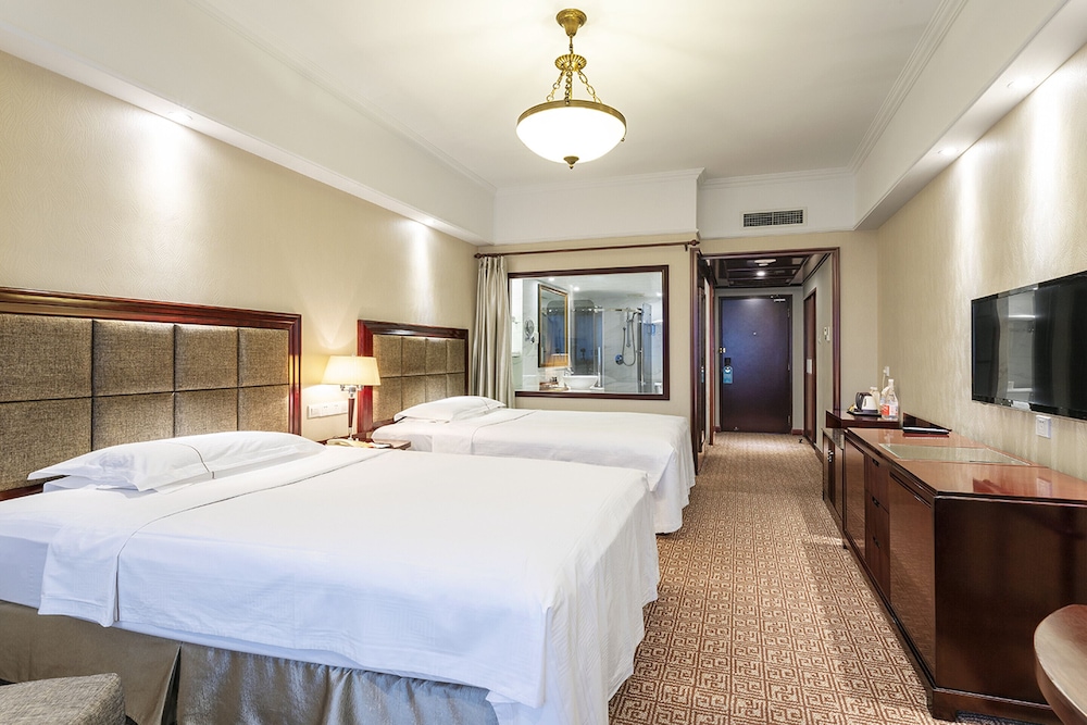 Standard Twin Room - Photo 1