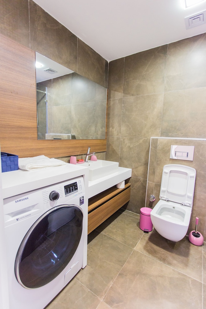 Luxury Studio Suite photo 2