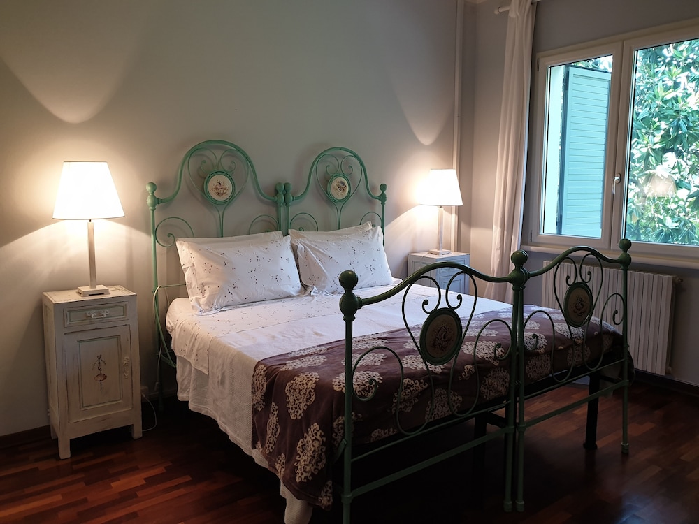 Deluxe Double Room, Park View photo 3