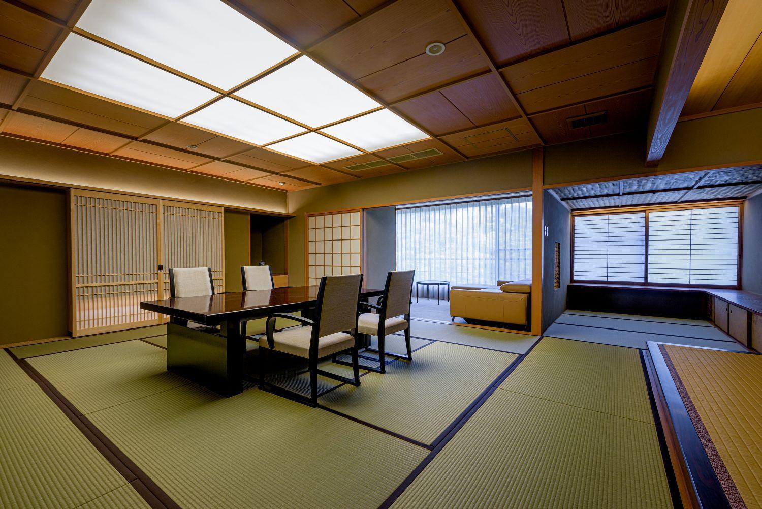 Deluxe Suite - Photo 1