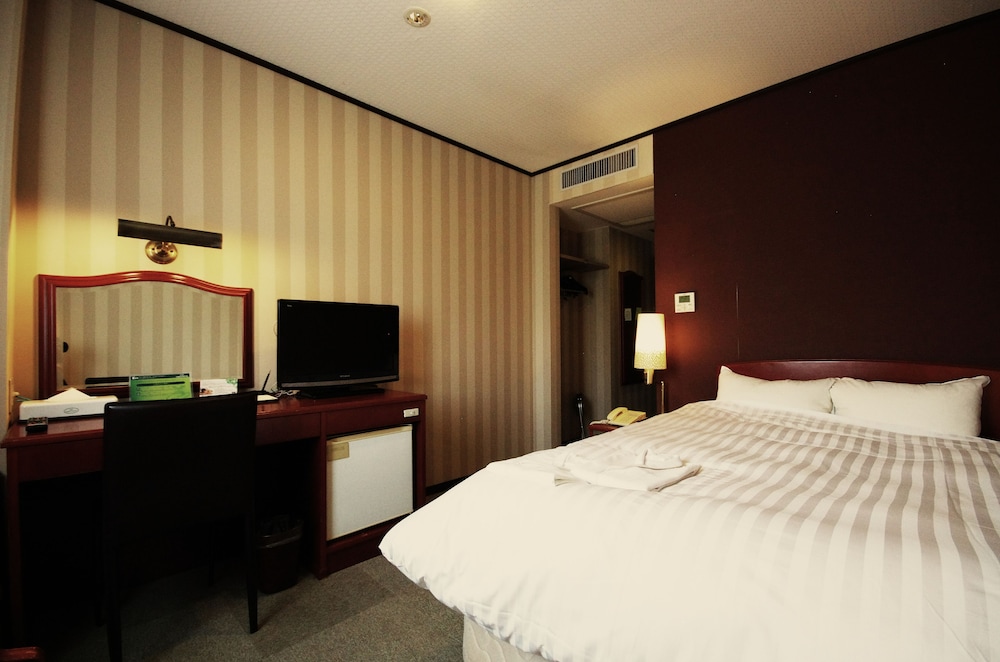 Standard Double Room, Smoking - Photo 1
