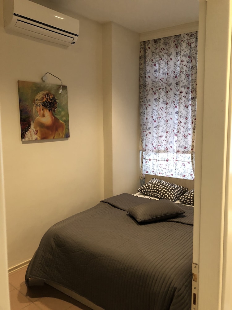 Family Apartment, 3 Bedrooms photo 1