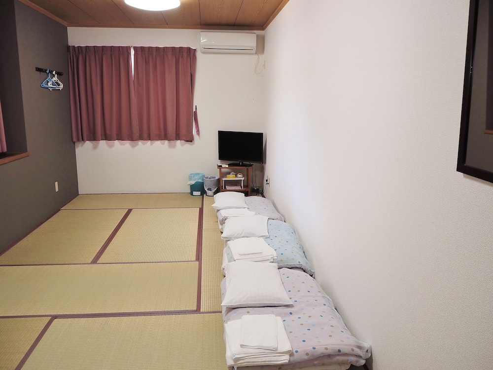 Japanese Style Room for 4 Guests photo 3