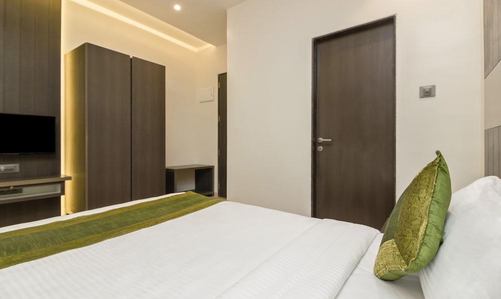 Executive Room - Photo 4