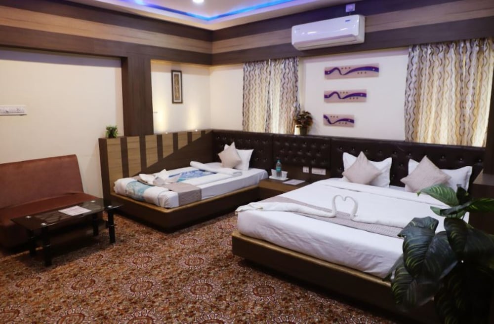 Premium Double Room, City View photo 2