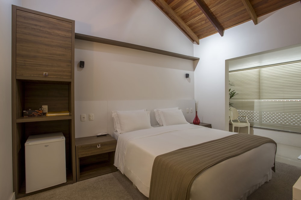 Room (Charmant) photo 1