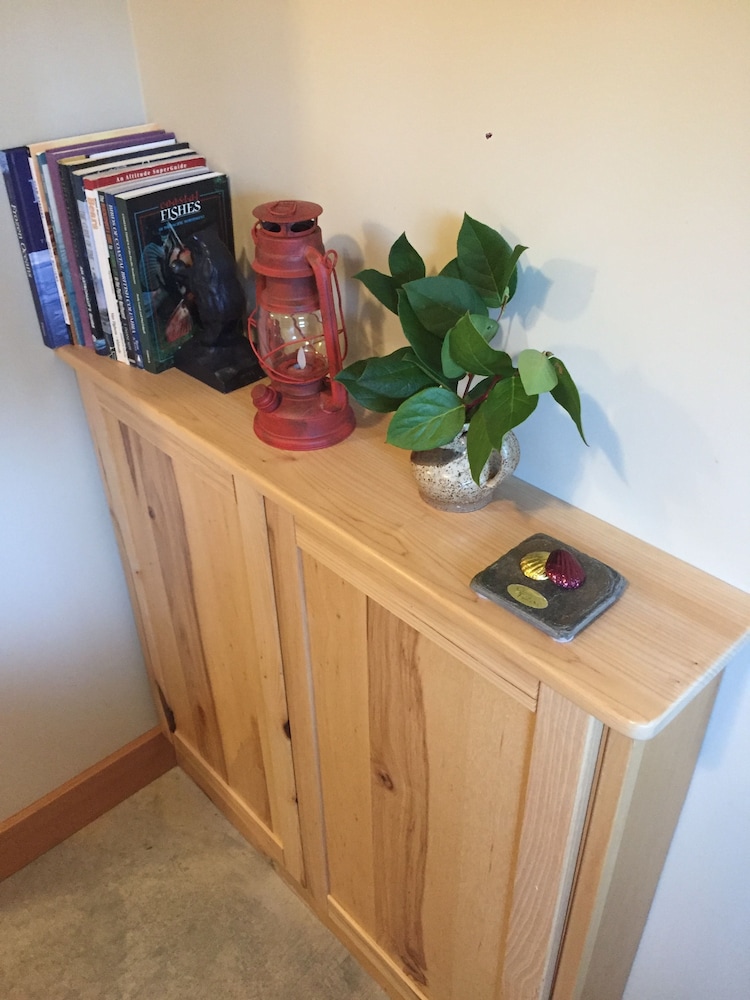 Cedar Room photo 2