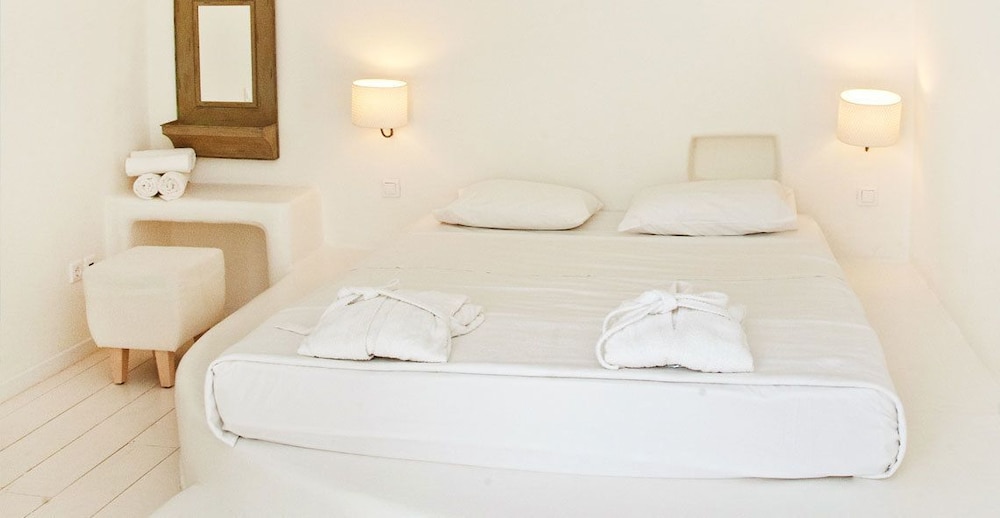 Superior Suite - Photo 2