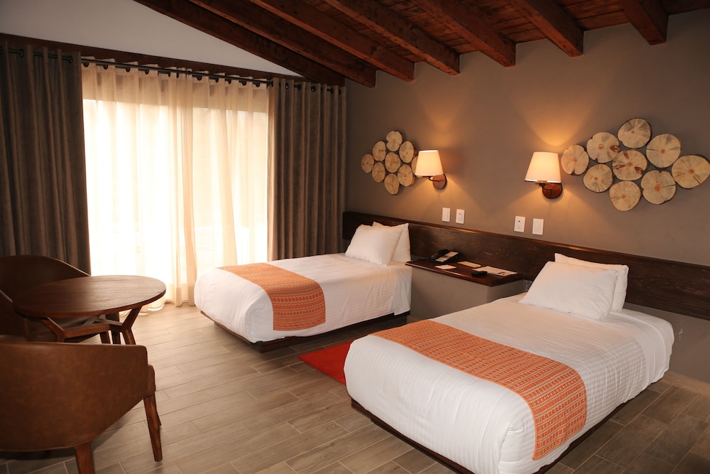 Superior Room, 2 Double Beds