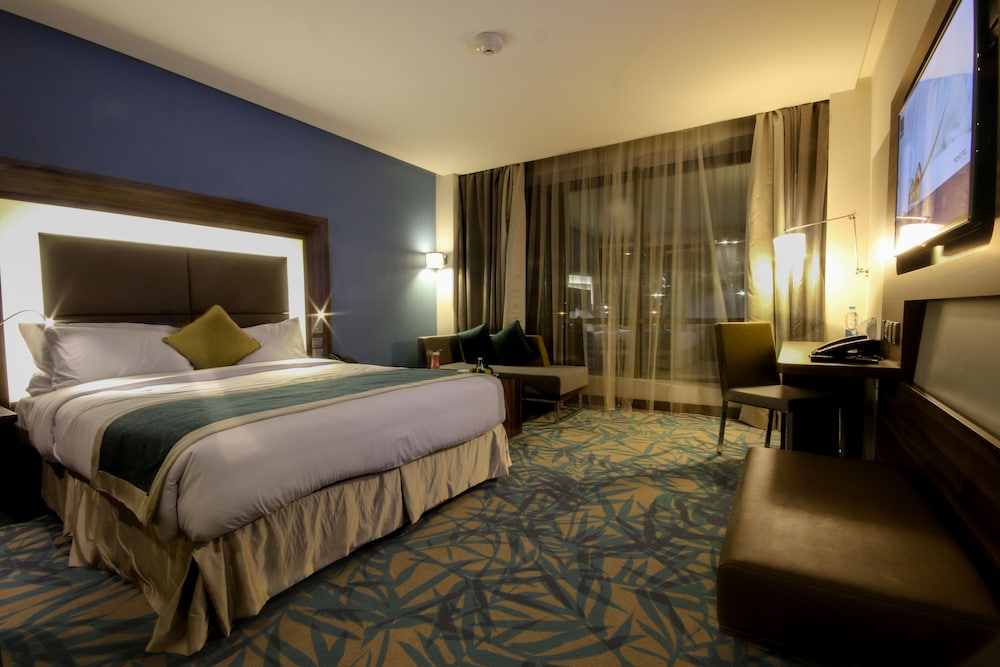 Superior Room, Multiple Beds, City View