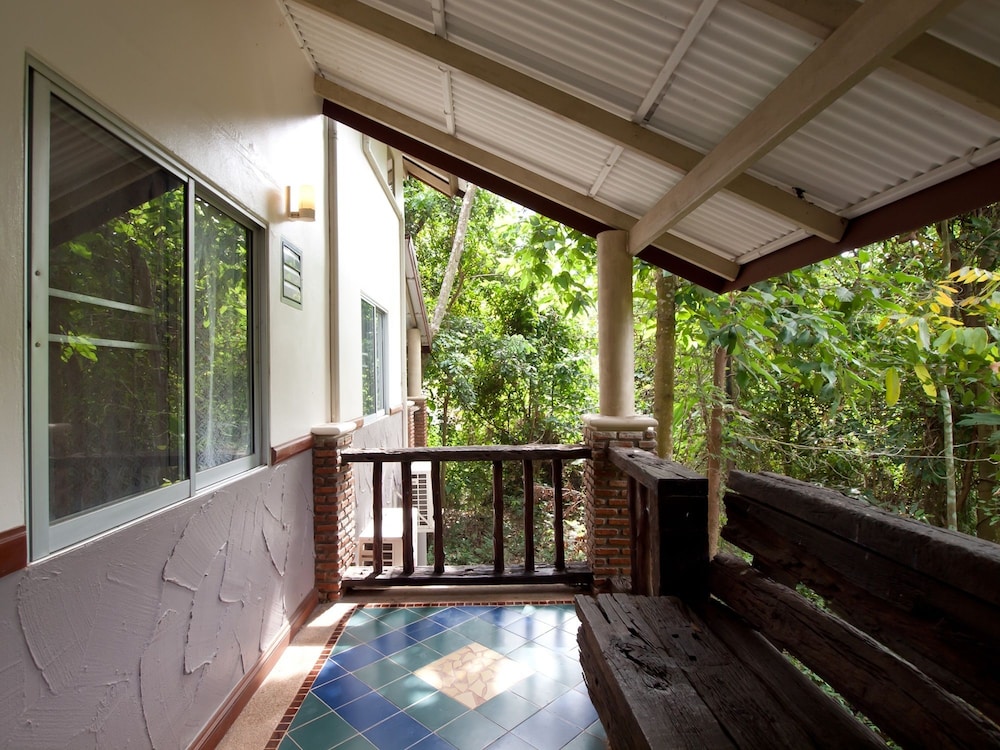 Superior Room with Balcony photo 2