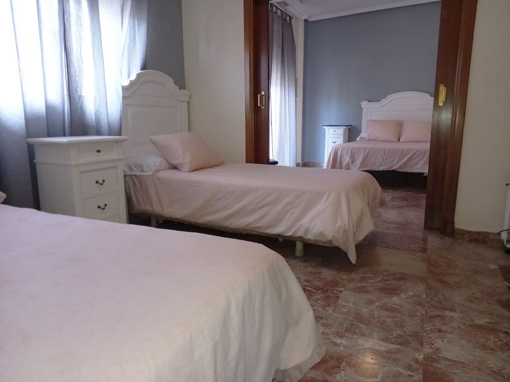 Habitación Cuádruple Económica