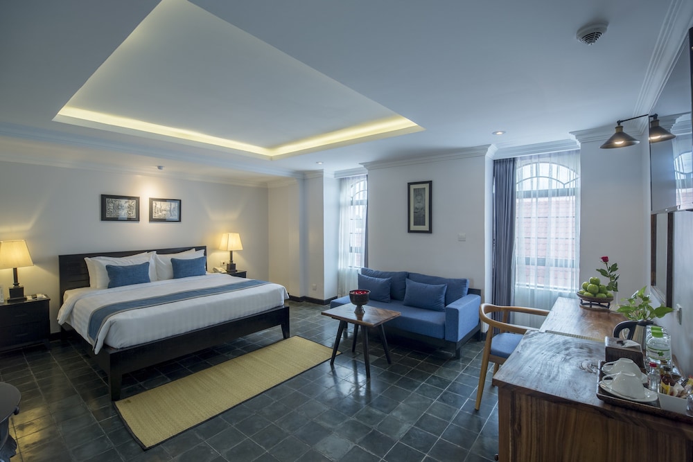 Suite Rooms With Private Balcony - Free Pick Up
