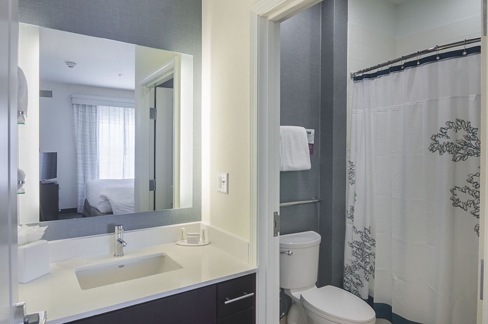Suite, 2 Bedrooms photo 3