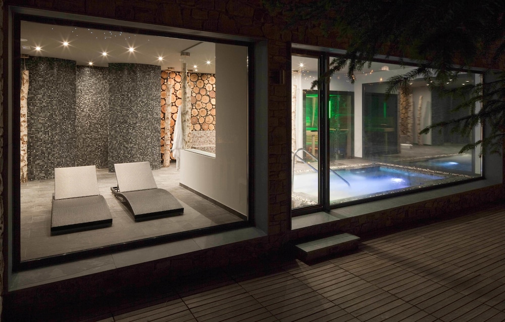 Double Room (Spa Access)