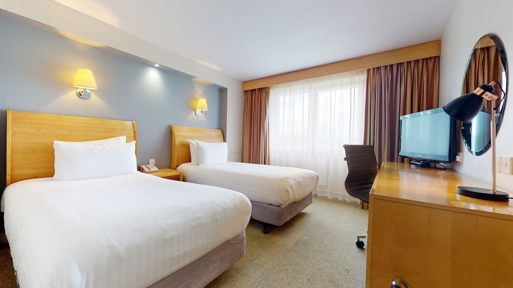 Standard Room, 2 Twin Beds - Photo 2