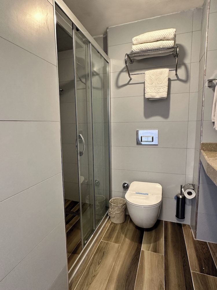 Standard Double or Twin Room, Sea View photo 2