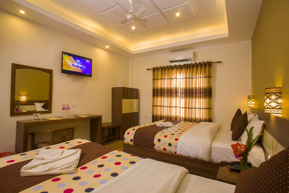 Deluxe Triple Room Non AC