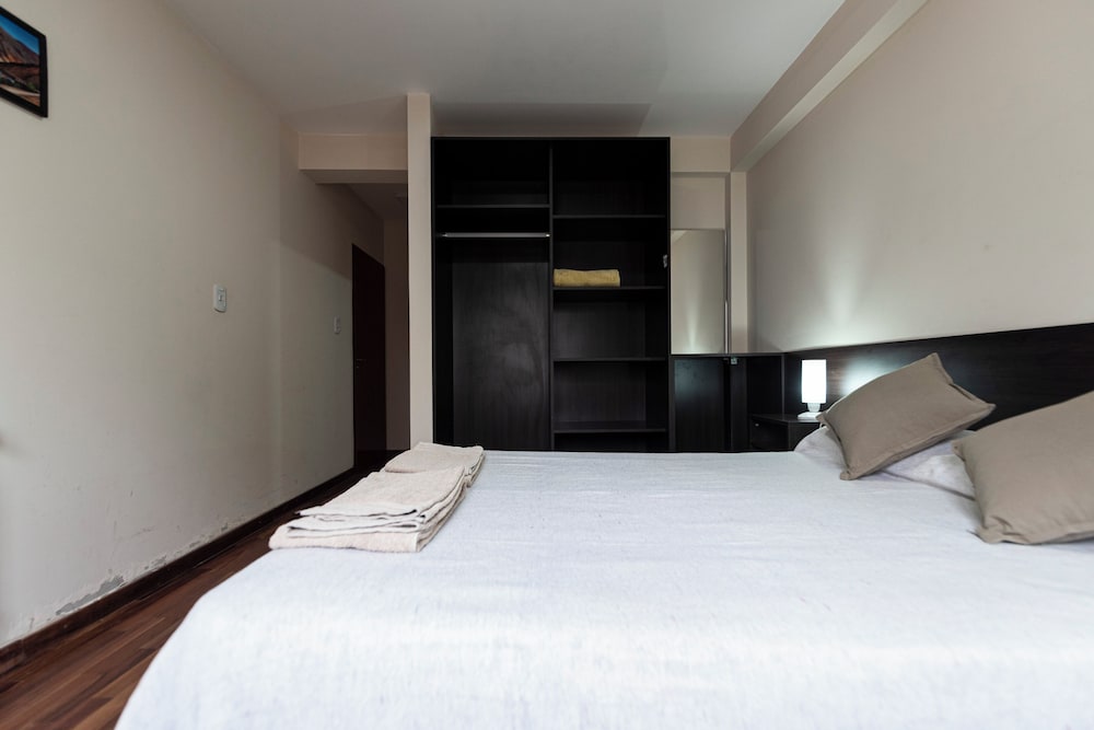 Standard Double or Twin Room, Hill View photo 3