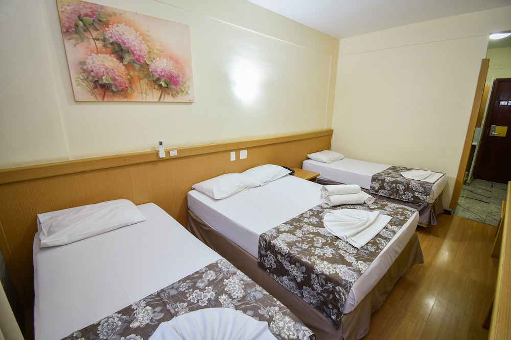 Standard Quadruple Room - Photo 5