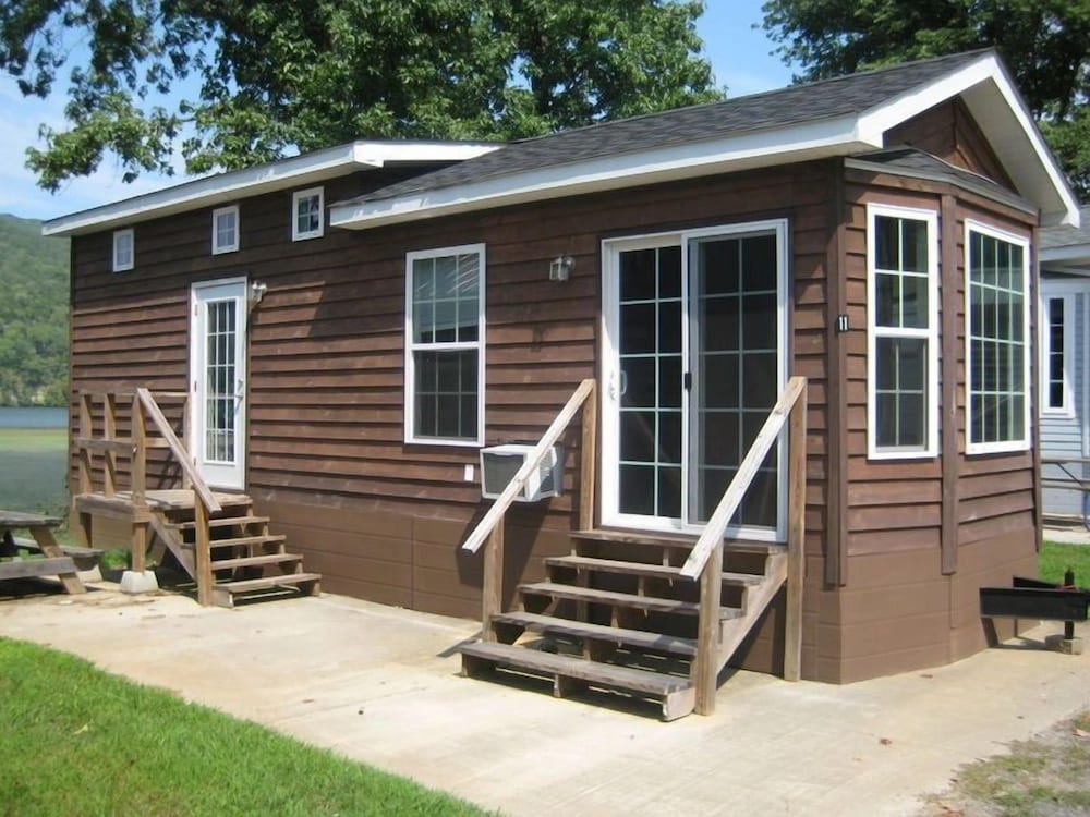 Cabin, 1 Bedroom photo 2