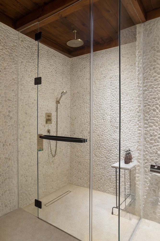 Luxury Villa, 1 Bedroom, Private Pool, Ocean View - Photo 6
