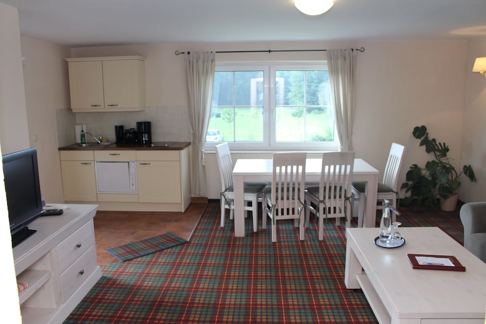 Apartment, 1 Bedroom, Kitchenette, Garden View (Lutki) photo 2