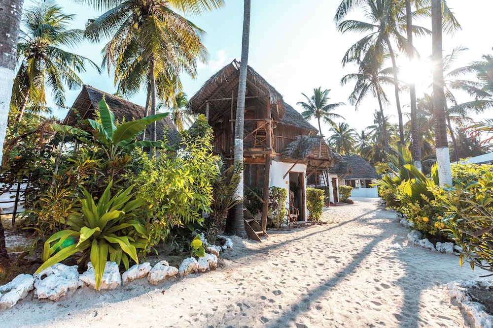 Traditional Bungalow photo 3