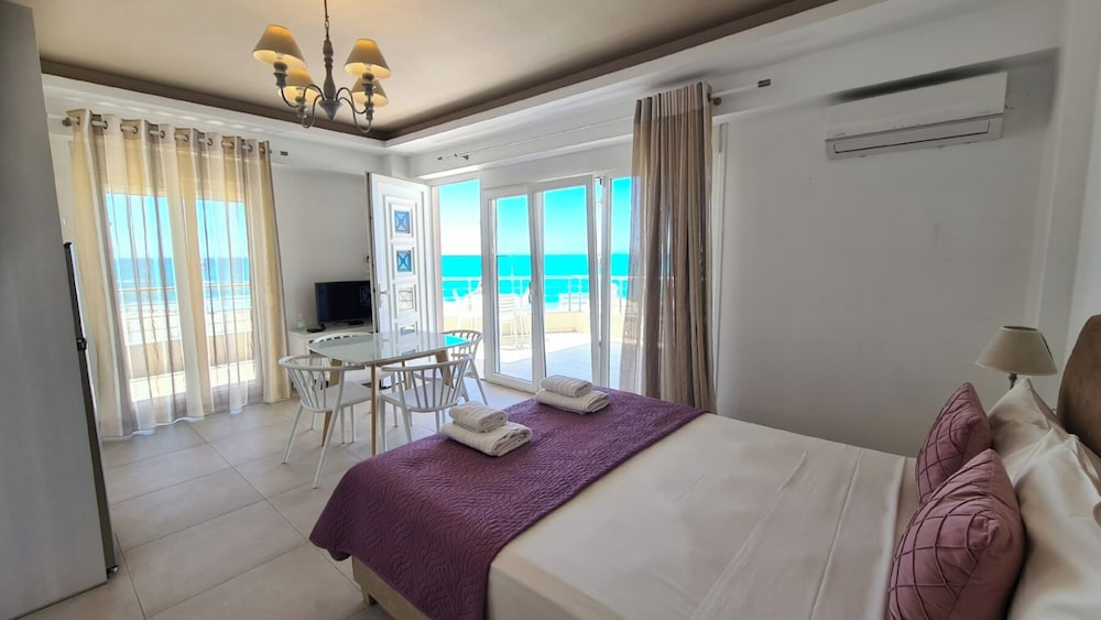 Comfort Studio, Sea View, Ground Floor (Rose) photo 1